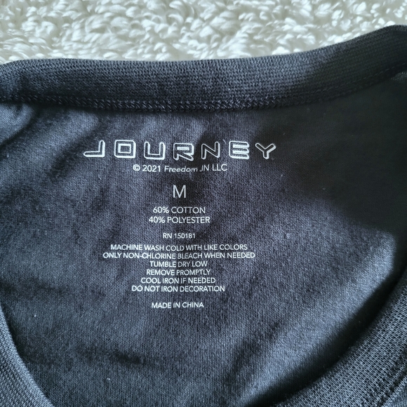 Grayson Threads 🎶Journey🎶 Evolution🦍 Tour 1979 Graphic Tee👕 - Picture 5 of 14